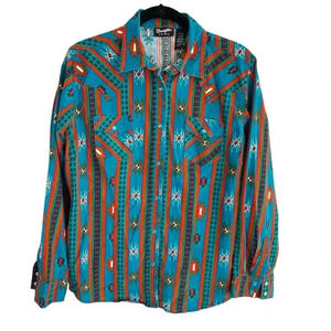 Wrangler's Retro Pearl Snap Button Down Long Sleeve Shirt